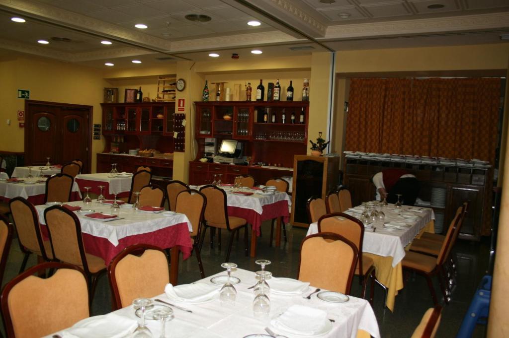 Hotel Los Toreros Del Trabancos Siete Iglesias de Trabancos ภายนอก รูปภาพ